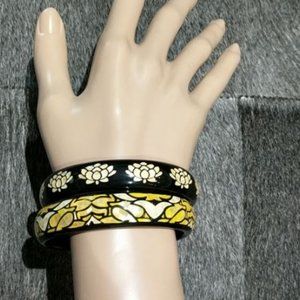 BLACK AGATE Lotus Mother Of Pearl Bangles Set